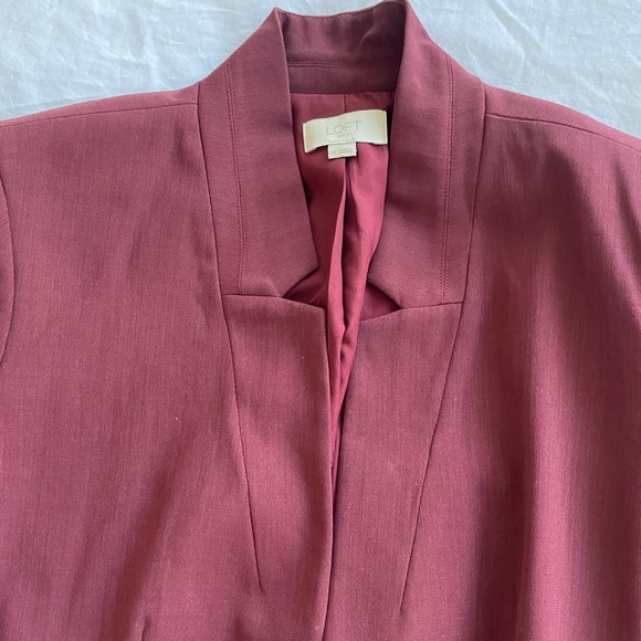 EUC Anne Taylor Loft Blazer - Picture 3 of 4